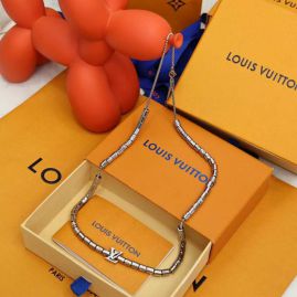 Picture of LV Necklace _SKULVnecklace06cly18112403